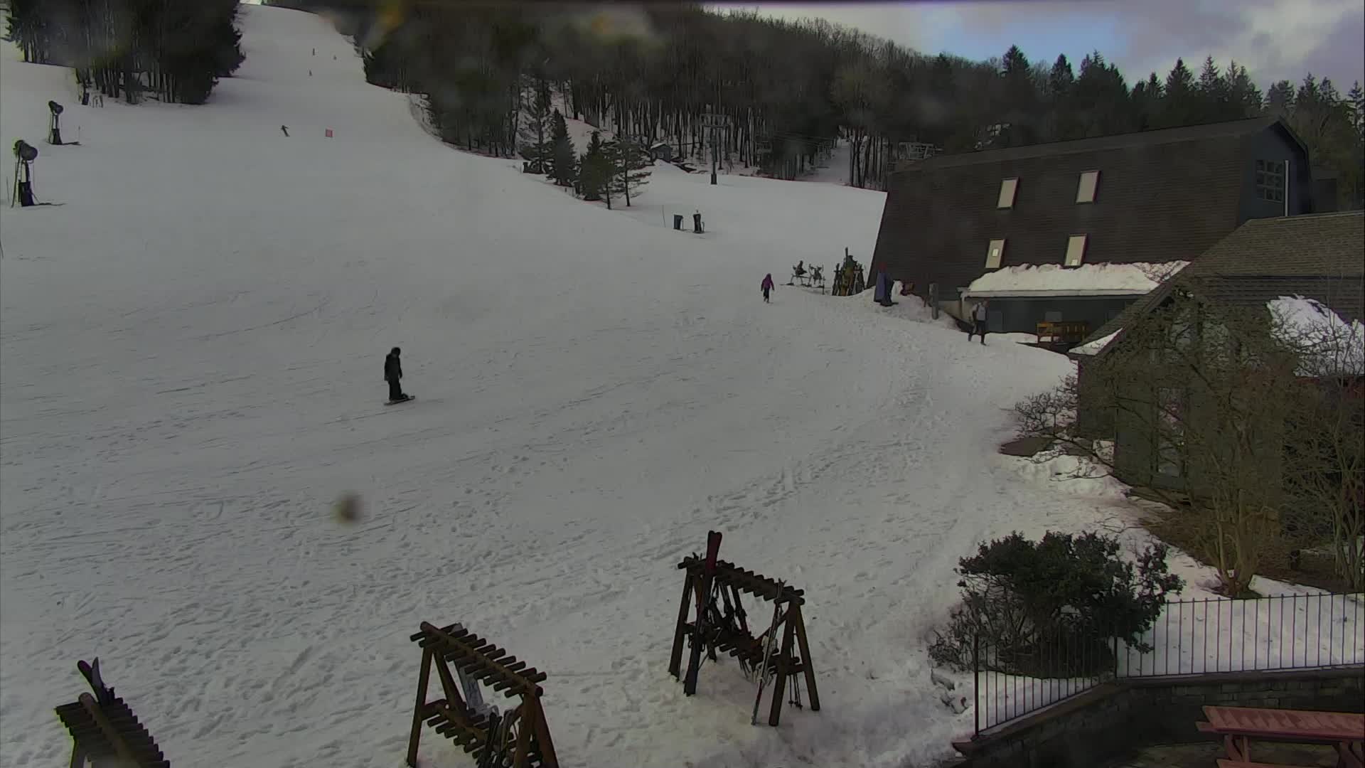 Holimont Main Chalet live webcam